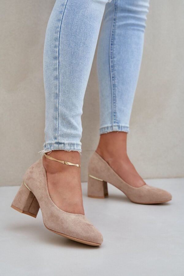 Block heel pumps Step in style
