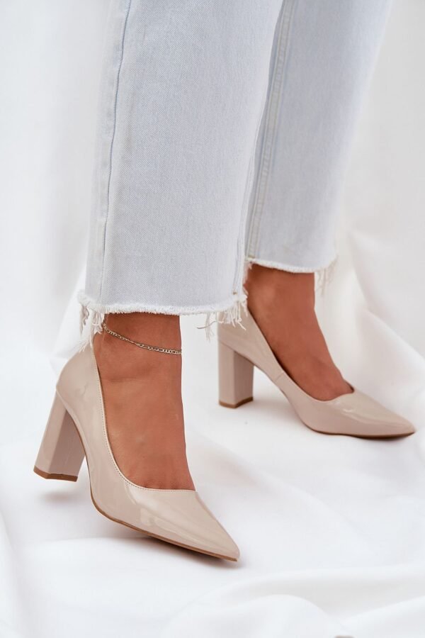 Block heel pumps Step in style