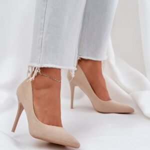 High heels Step in style