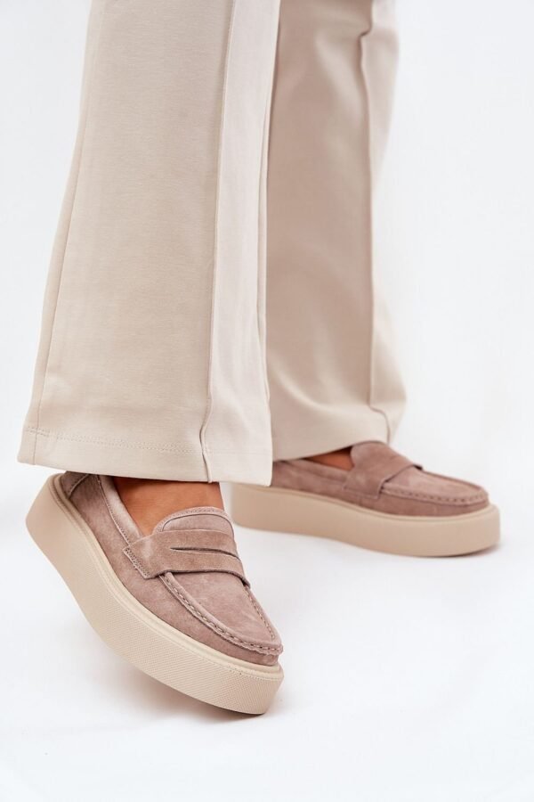 Mocassin Step in style