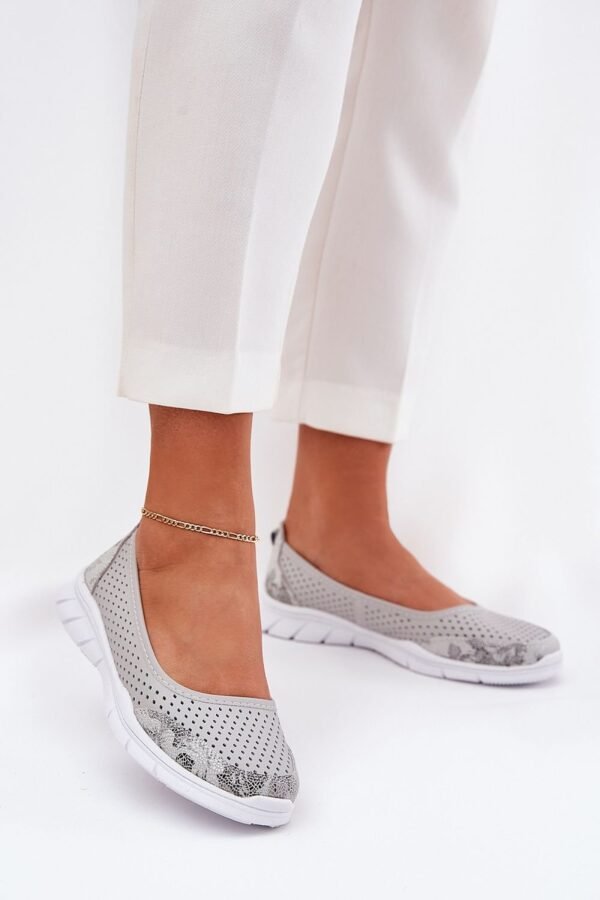 Ballet flats Step in style