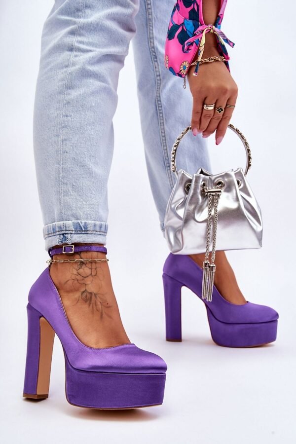 Block heel pumps Step in style